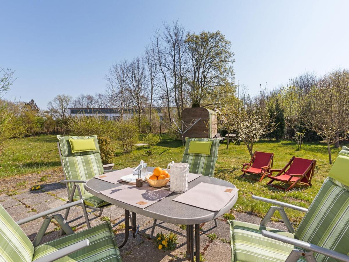 Elegant Apartment With Garden In Gingst Exteriér fotografie